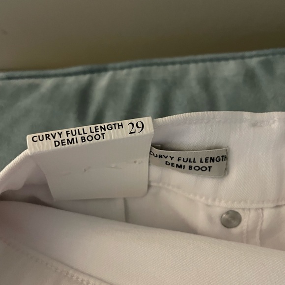 💕 NWT JCrew Full Length Curvy Demi Boot Jeans White sz 29 - Picture 3 of 6